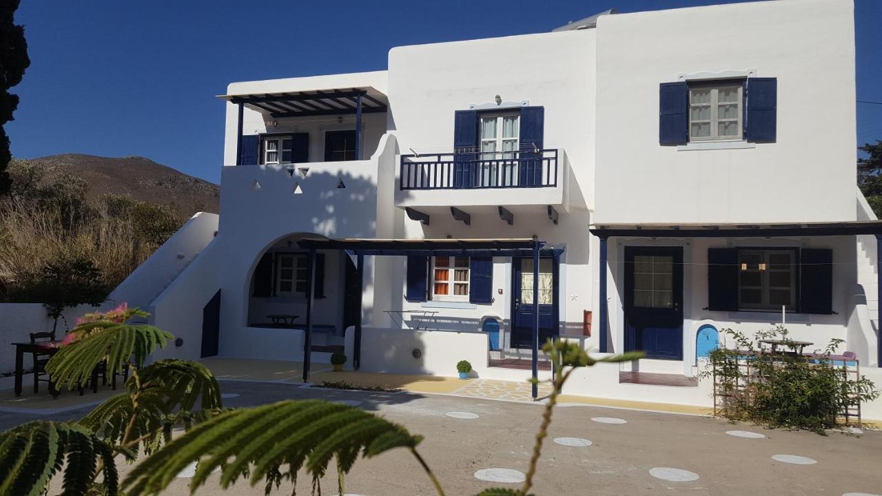 Ο Μπαξεσ Apartment Livadi  Exterior photo